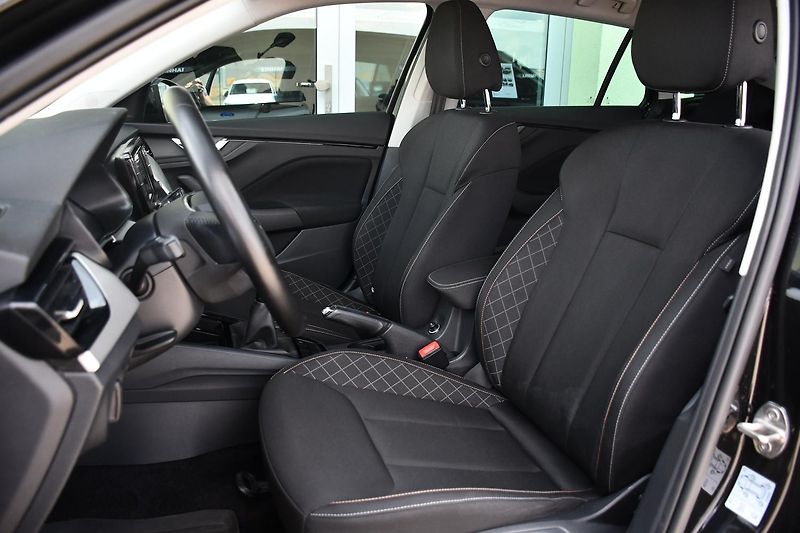 Škoda Scala 1.5TSi ČR 1M - fotka 14 z 37