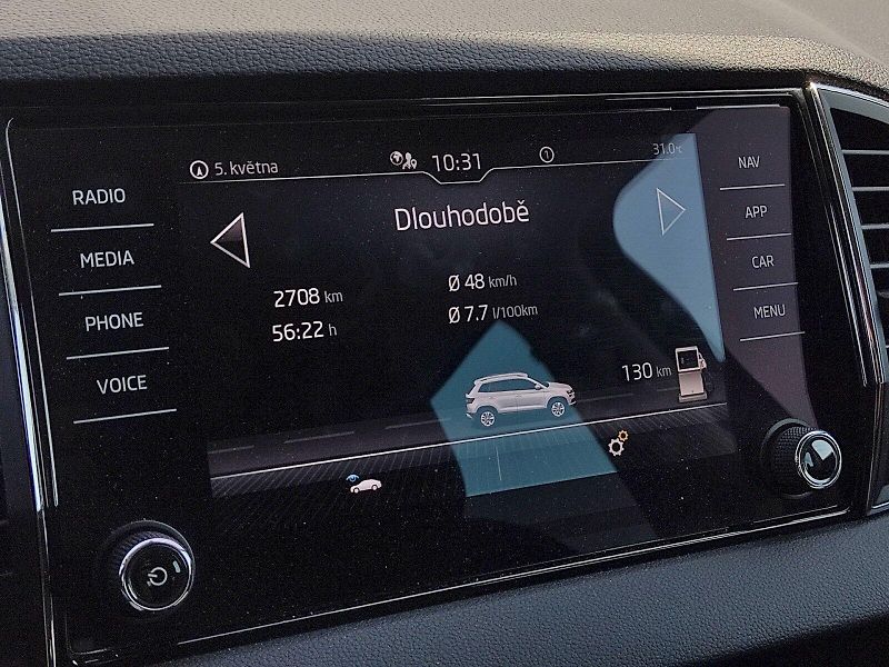 Škoda Karoq (2020) Style 1,5 Tsi 110 Kw DSG - fotka 21 z 43