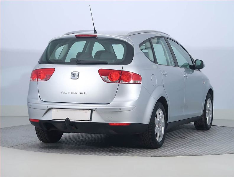 Seat Altea (2007) 1.6, Tempomat, Park. senzory - fotka 5 z 18