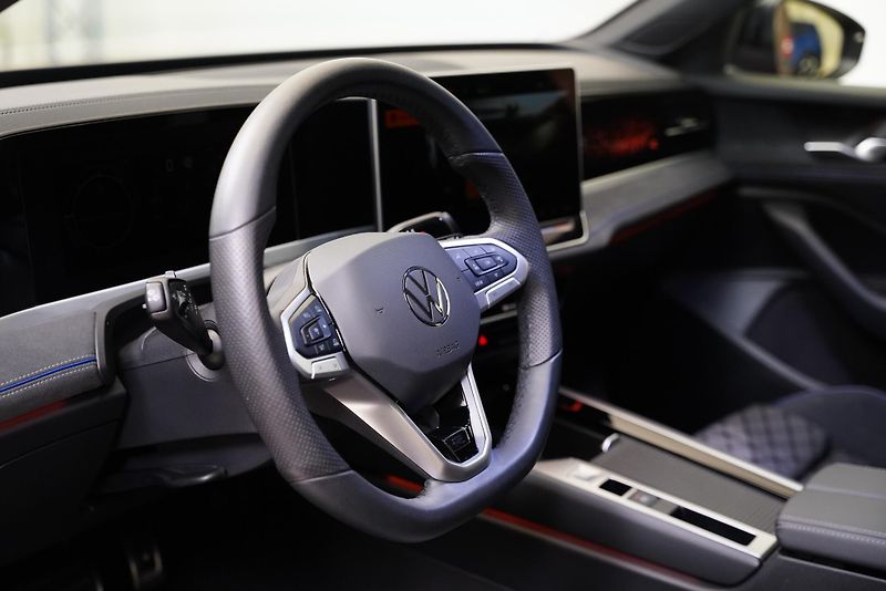 Volkswagen Passat - fotka 14 z 26