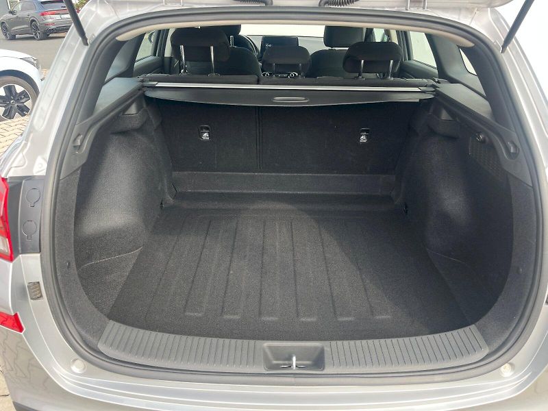 Hyundai i30 (2024) i 30 - fotka 20 z 36