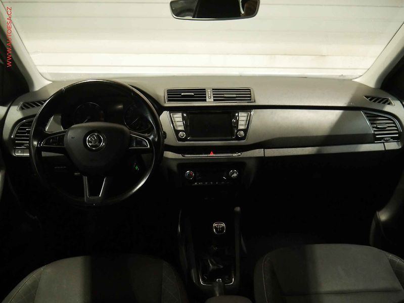 Škoda Fabia (2017) 1.0 TSI, ČR, autoAC - fotka 8 z 20
