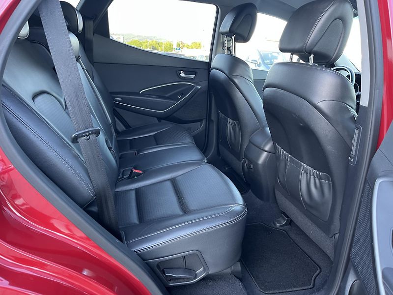 Hyundai Santa Fe (2013) 2.2 CRDI 4X4 - fotka 11 z 14