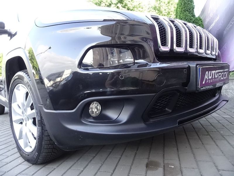 Jeep Cherokee 2.0/103kW MultiJet 4x4(Manual) - fotka 16 z 29