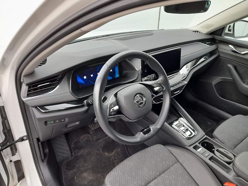 Škoda Octavia COMBI STYLE PLUS 2.0TDI 85KW 7 - fotka 11 z 20