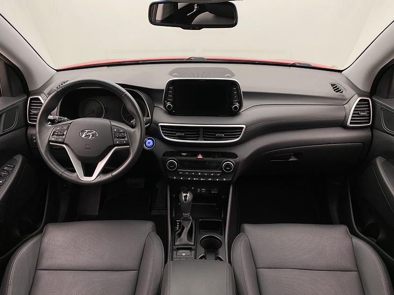 Hyundai Tucson 2.0CRDi 4x4 AUT PREMIUM CZ - fotka 2 z 64