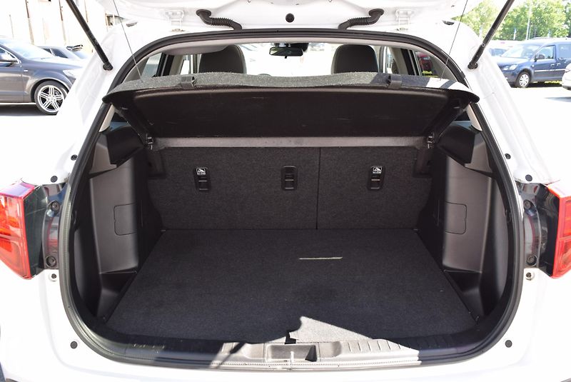 Suzuki Vitara (2019) 1.4 103kw BOOSTER JET ALL GRIP - fotka 9 z 50