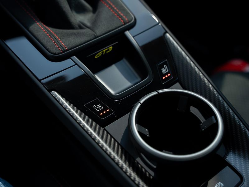 Porsche 911 GT3 - fotka 16 z 30