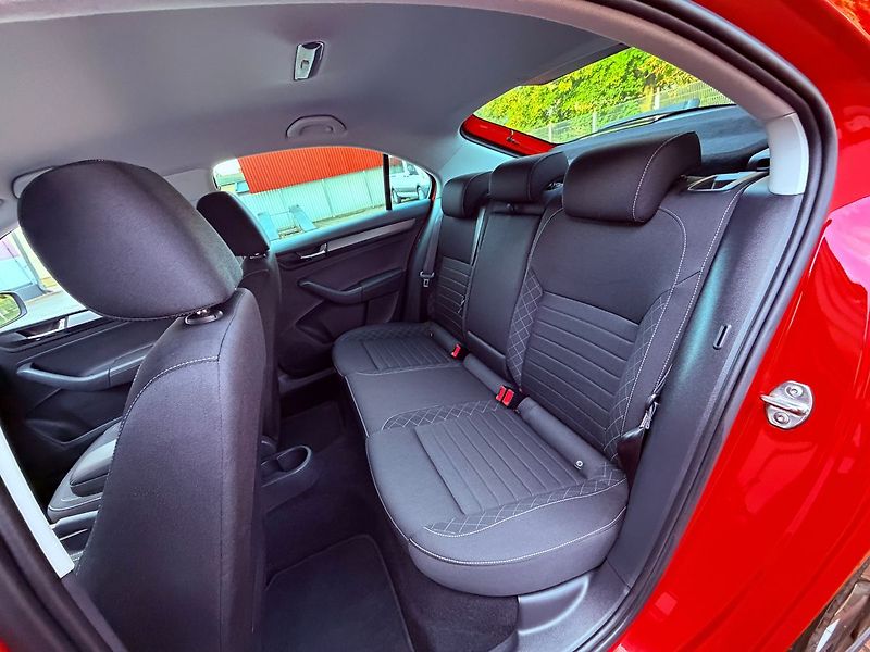 Škoda Rapid 1.0 TSi Style, ČR, Serviska, 4 - fotka 12 z 25