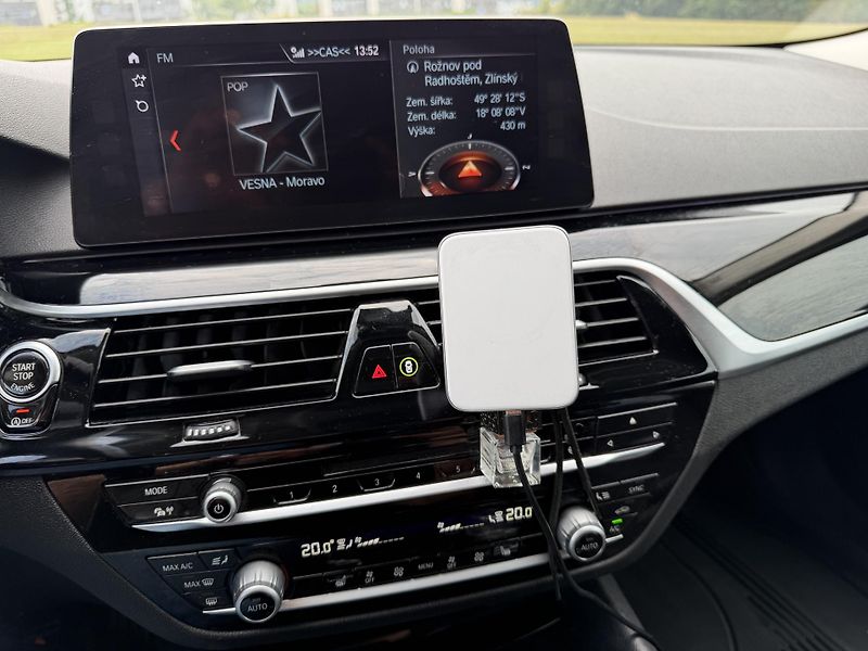 BMW Řada 5 (2017) 530 xDrive SPORT LINE, ČR - fotka 9 z 20