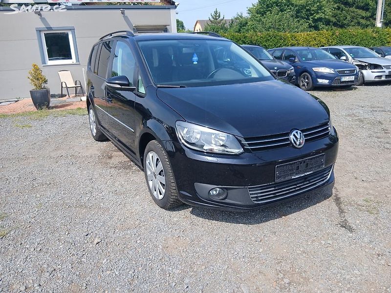 Volkswagen Touran (2012) 1.4 TSI, 7 míst - fotka 4 z 34