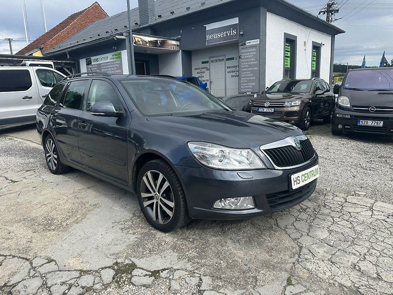 Škoda Octavia Style 2.0 TDi 103kW serviska - fotka 1 z 22