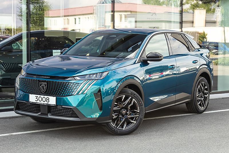 Peugeot 3008 (2026) 1,2   BUSINESS Hybrid 145 e-DC - fotka 1 z 2