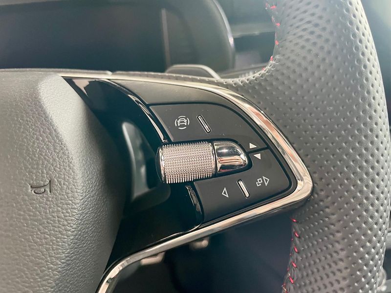 Škoda Kamiq (2022) 1,0TSI 81kW MonteCarlo AT - fotka 17 z 25