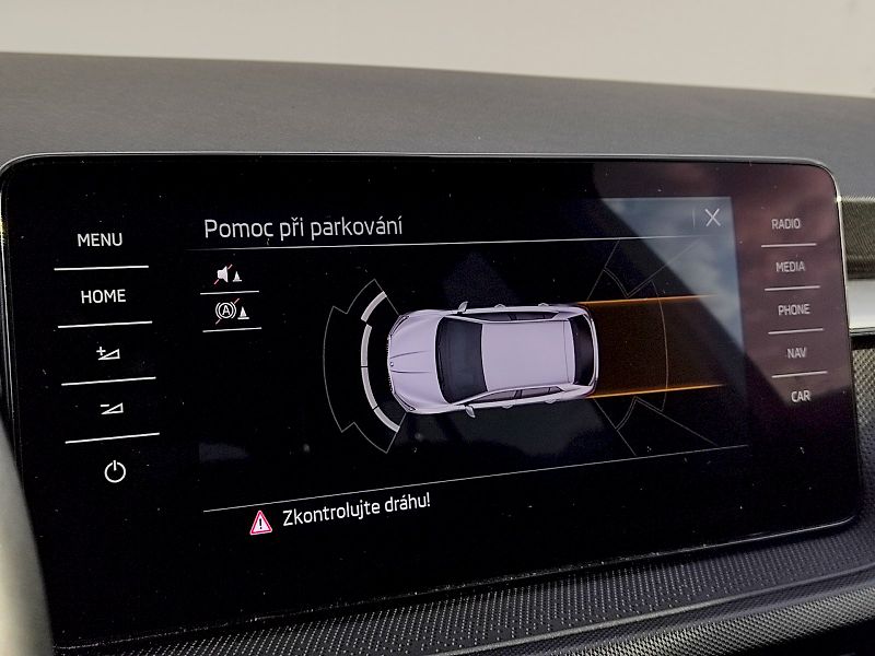 Škoda Fabia (2022) Ambition Business 1,0 Tsi 70 K - fotka 17 z 36