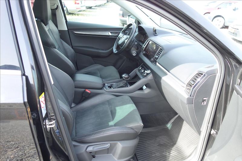 Škoda Karoq 2,0 TDi,ČR,4x4,PANORAMA,STYLE. - fotka 12 z 50