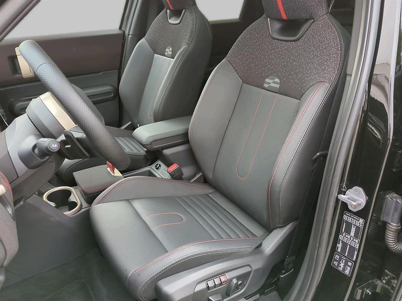 Mini Countryman JCW ALL4 - fotka 7 z 13