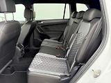 Volkswagen Tiguan Allspace (2024) 2.0 TSI 140kW R-LINE 4MOTION - náhled 24
