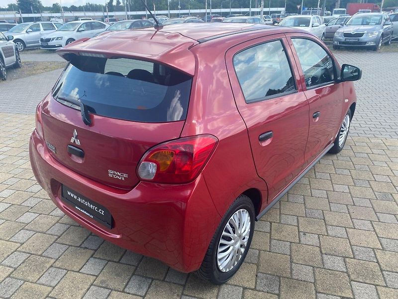 Mitsubishi Space Star (2015) 1.0 52kW - fotka 4 z 17