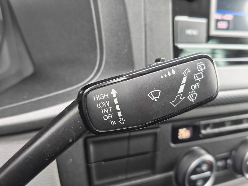 Volkswagen Transporter Comfortline DR DSG 2,0TDi - fotka 15 z 22