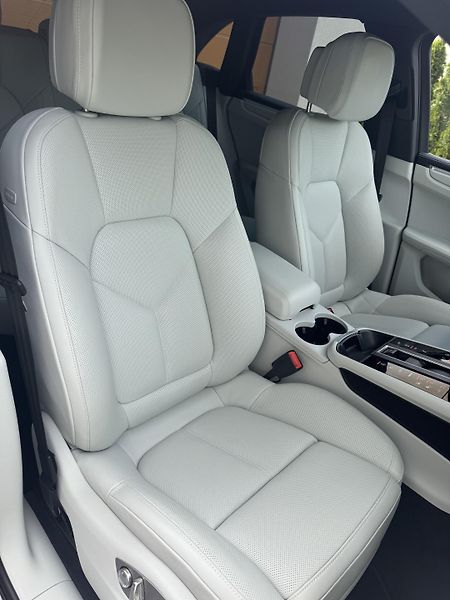 Porsche Macan (2023) S V6 MAX VÝBAVA 1.majitel PPF  - fotka 14 z 20