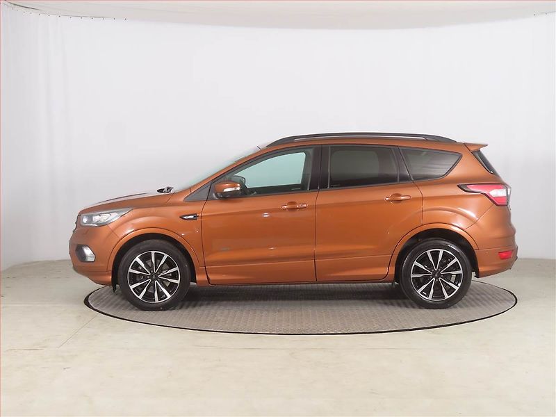 Ford Kuga (2018) ST-Line 1.5 EcoBoost, 4X4 - fotka 3 z 17