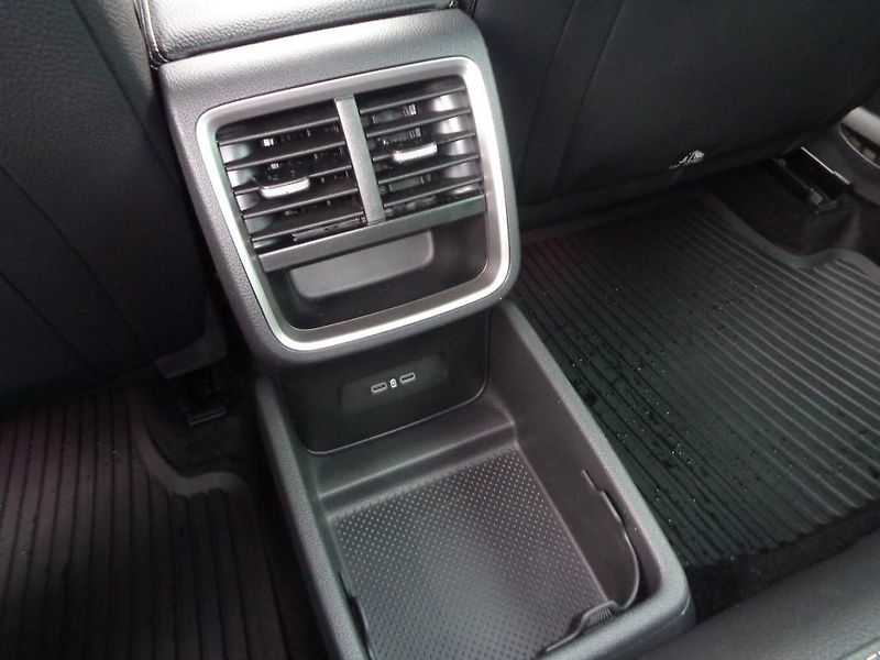 Škoda Octavia COMBI 1.5 eTSI M-HEV Top Selec - fotka 25 z 29