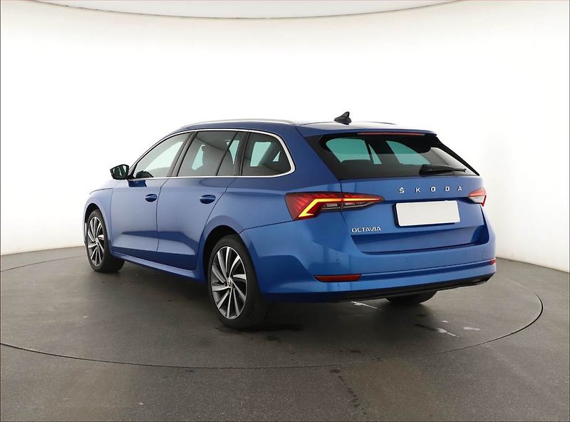 Škoda Octavia (2022) Style 2.0 TDI, Serv.kniha - fotka 4 z 19