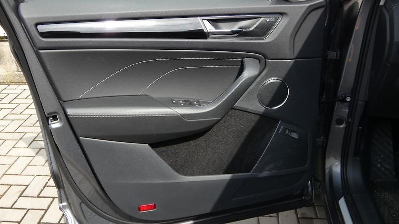 Škoda Kodiaq 2,0 TSI 140 kW L&K 4x4 DSG - fotka 8 z 26
