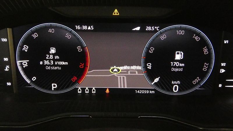 Škoda Superb Combi 1.5 TSI DSG Style - fotka 14 z 27