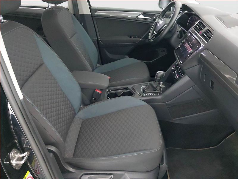 Volkswagen Tiguan Allspace (2020) 2.0 TDI - fotka 9 z 24