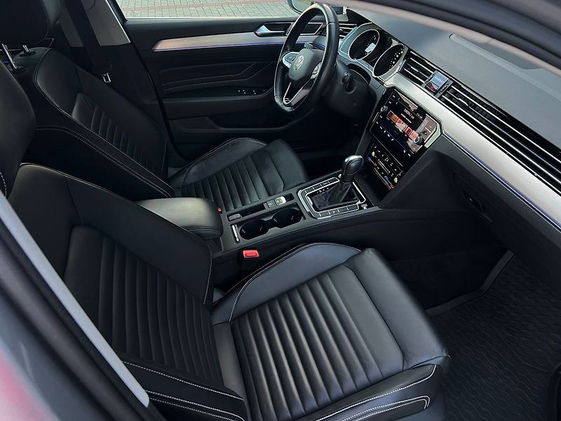 Volkswagen Passat (2020) 2.0 TDI-DSG-ELEGANCE - fotka 22 z 49
