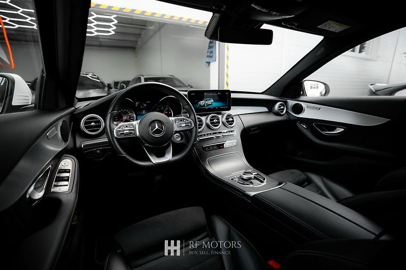 Mercedes-Benz Třídy C (2019) C 300d Kombi 180kW - fotka 15 z 30