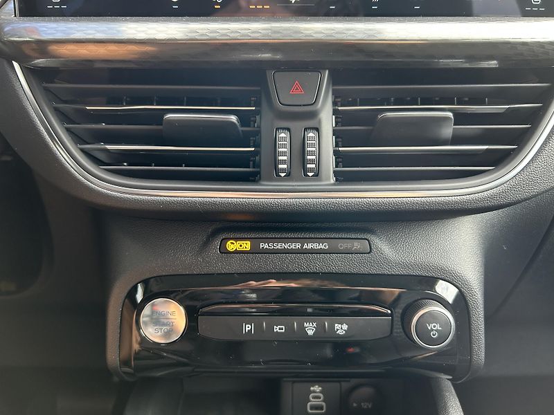 Ford Kuga Top Edition 2.5 PHEV 178kW - fotka 37 z 39