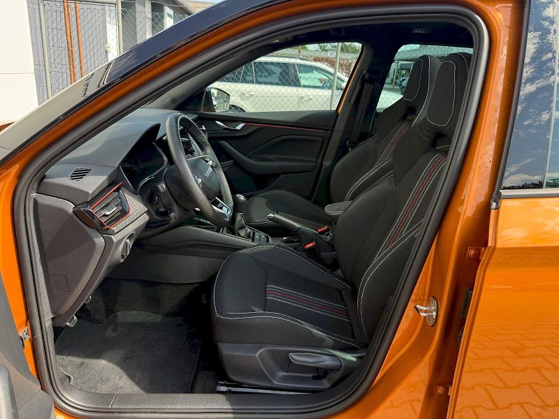 Škoda Kamiq (2025) 1.0 TSI 85 kW Monte Carlo - fotka 8 z 23