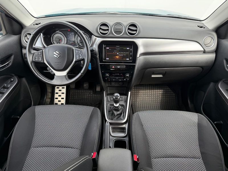 Suzuki Vitara 1,4 BoosterJet Premium - fotka 5 z 27