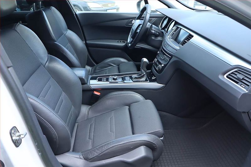 Peugeot 508 (2014) 2.2 HDi, Automat, Serv.kniha - fotka 9 z 25