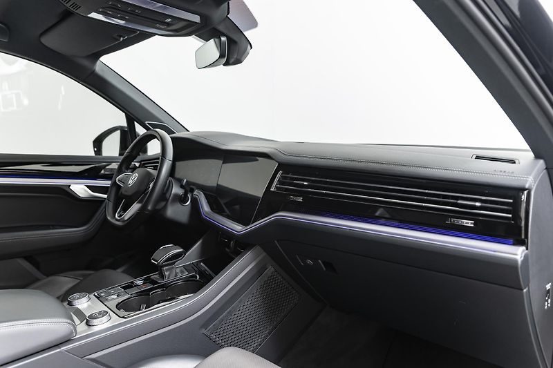 Volkswagen Touareg - fotka 12 z 40