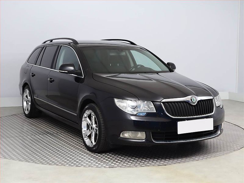 Škoda Superb (2011) Ambition 2.0 TDI, Automat - fotka 1 z 17