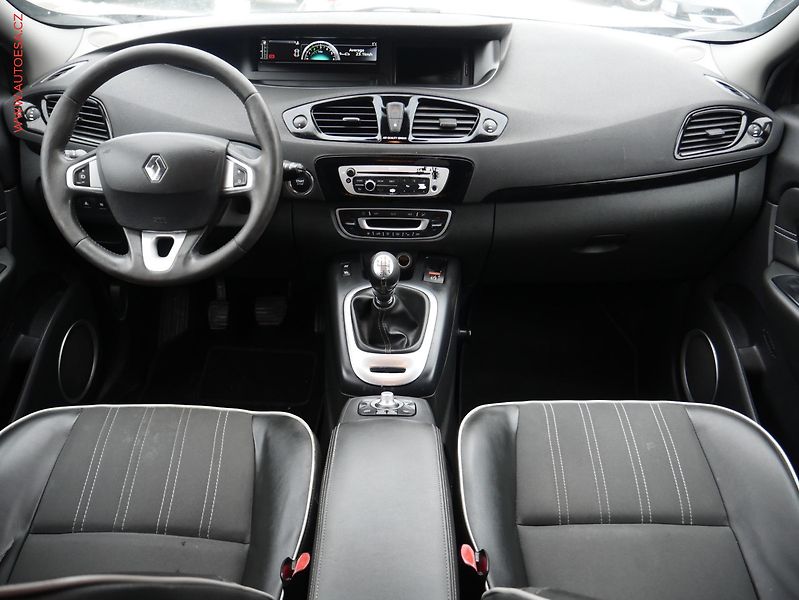Renault Scénic (2012) 1.6 DCi, ČR, Bixen, AC - fotka 8 z 19