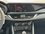 Alfa Romeo Stelvio (2018) 2.0 T 206 KW Q4 AT ZF8 SUPER - náhled 19