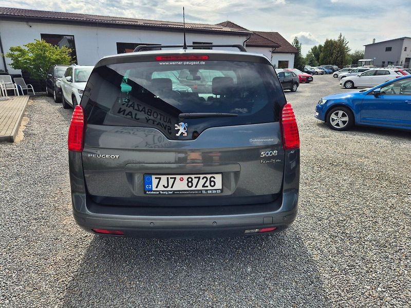 Peugeot 5008 (2011) 1.6  HDI Serviska - fotka 5 z 33