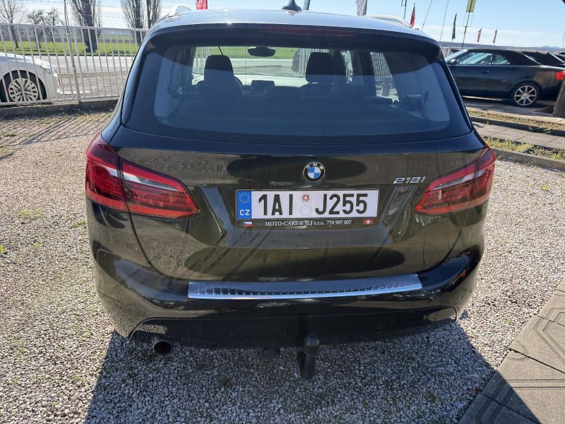 BMW Řada 2 (2015) 1.5 100kw spotřeba 4.9L2 - fotka 28 z 49