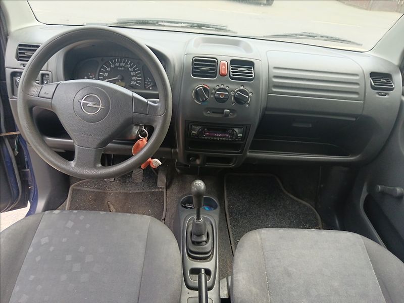 Opel Agila 1,0 i - fotka 16 z 19