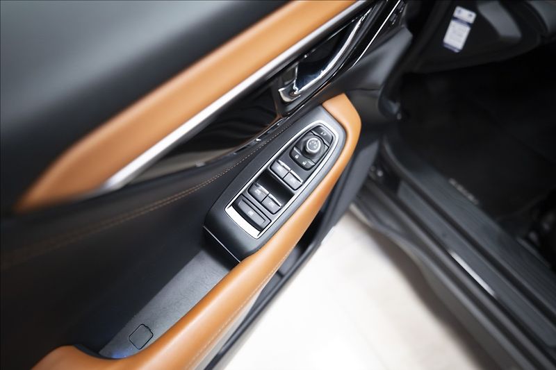 Subaru Outback 2,5 i AT AWD NAVI KAMERA TAŽNÉ - fotka 19 z 45