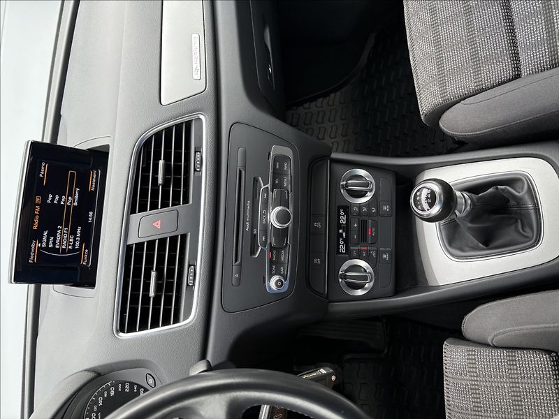 Audi Q3 2,0 TFSI 125 KW QUATTRO - fotka 11 z 24