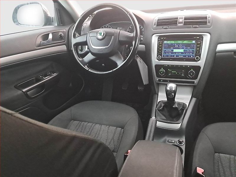 Škoda Octavia (2008) 1.9 TDI DPF, Tempomat - fotka 7 z 15