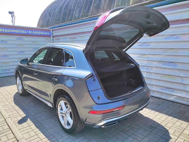 Audi Q5 2,0TDi 40 150kW,4x4,S-Line, ČR - fotka 7 z 63