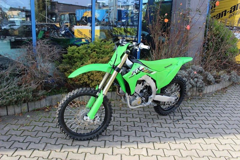 Kawasaki KX 250 F (2025) 2025 15 MTH - fotka 6 z 9