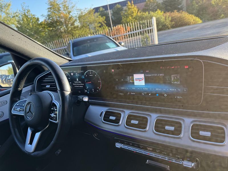 Mercedes-Benz GLE (2020) 400 D 4MATIC, 3.0 243 KW  - fotka 24 z 27